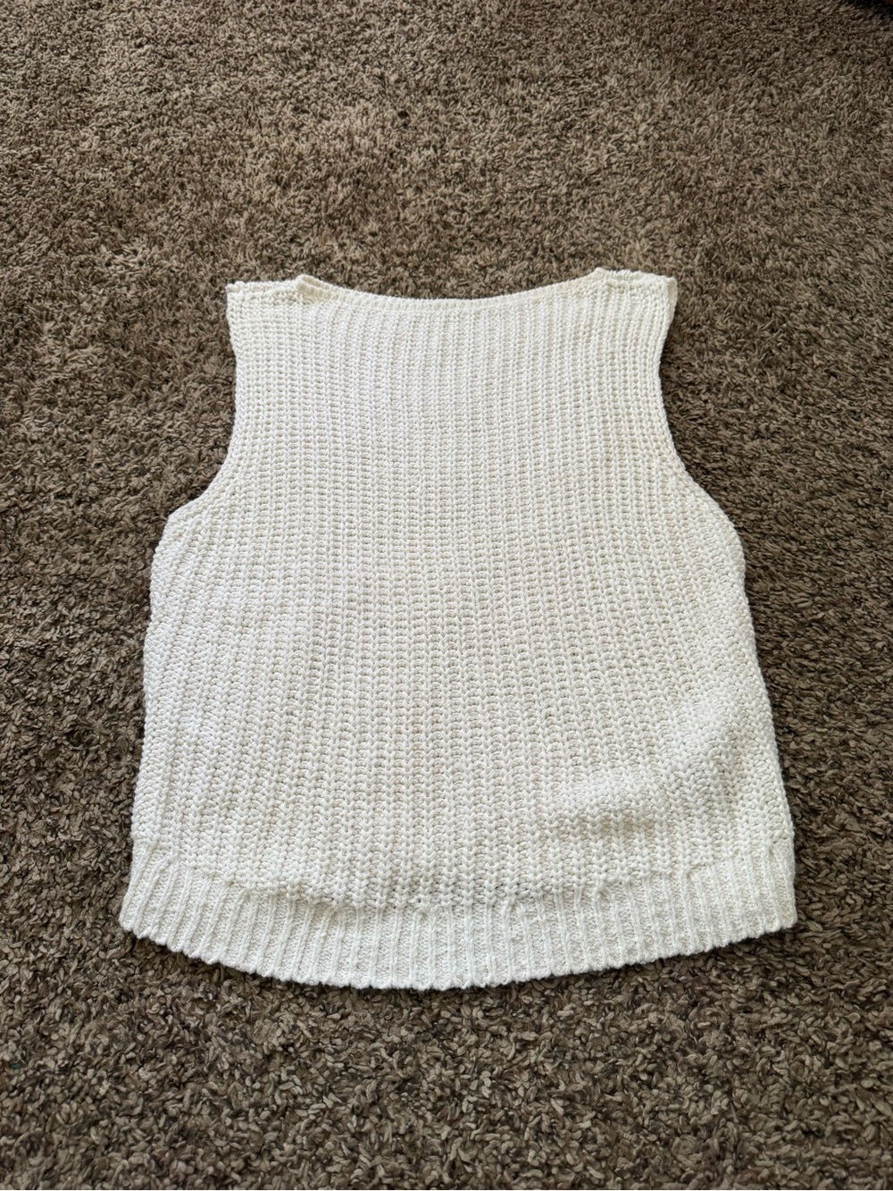 Abercrombie & Fitch white Knit Sleeveless Tank